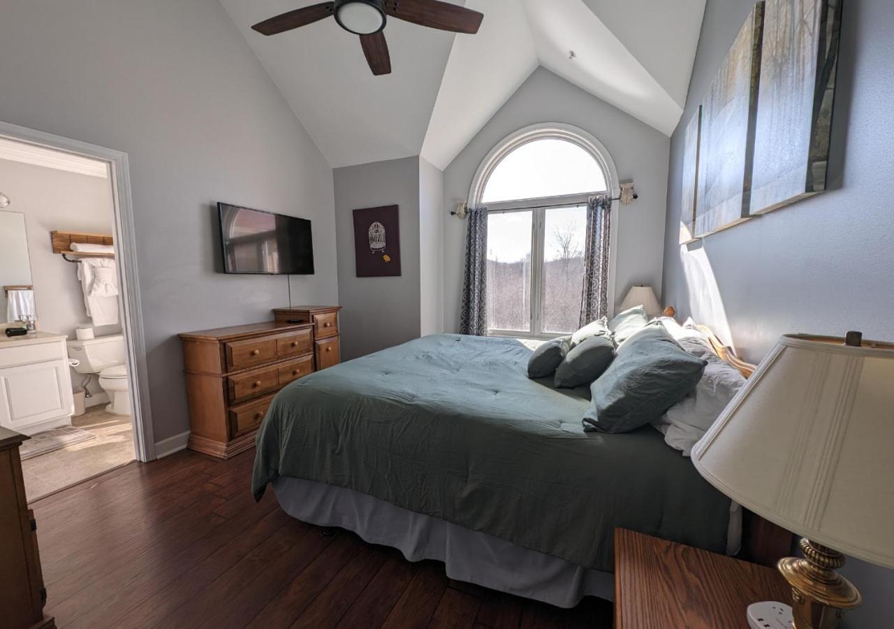 Relaxing Condo On The River - New Air Hockey Table Pigeon Forge Extérieur photo
